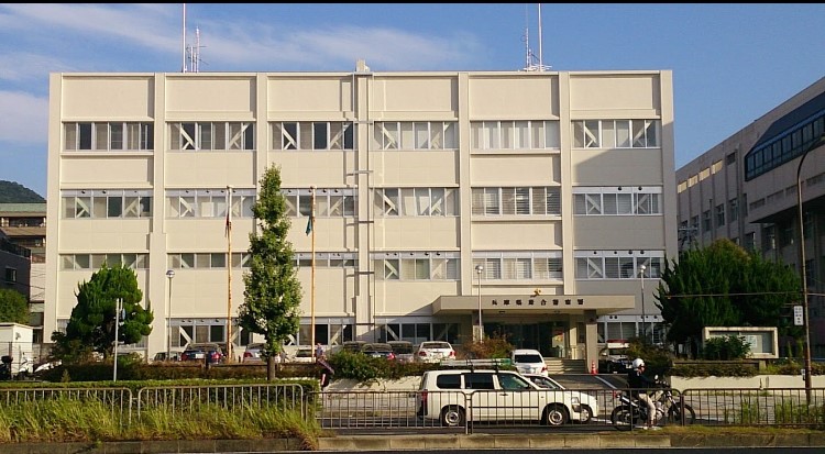 警察署・交番　兵庫県警察 葺合警察署（警察署・交番）まで296m