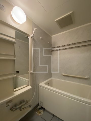 バス・シャワールーム　ポートヴィラ靭公園　バスルーム