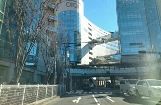 ショッピングセンター　OIOI（ショッピングセンター）まで890m