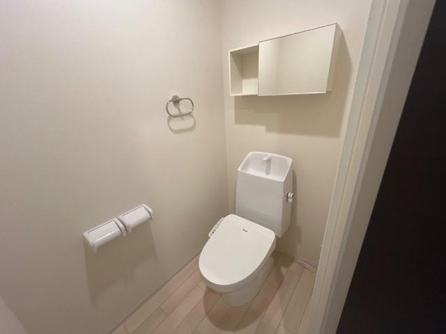 トイレ　シャワー付トイレ