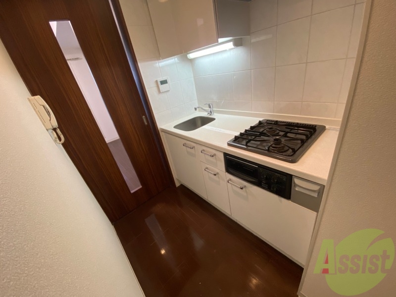 キッチン　キッチンはスペースも広々していて使いやすそうですよ！