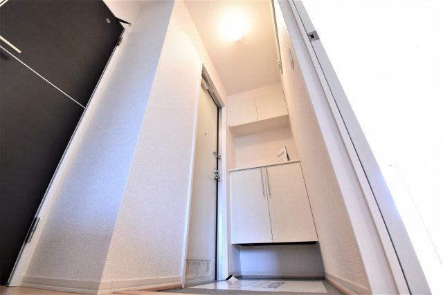 玄関　ヴェラハイツＭ