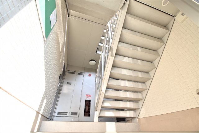 ロビー　ヴェラハイツＭ