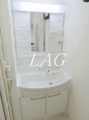 洗面設備　洗面台です。