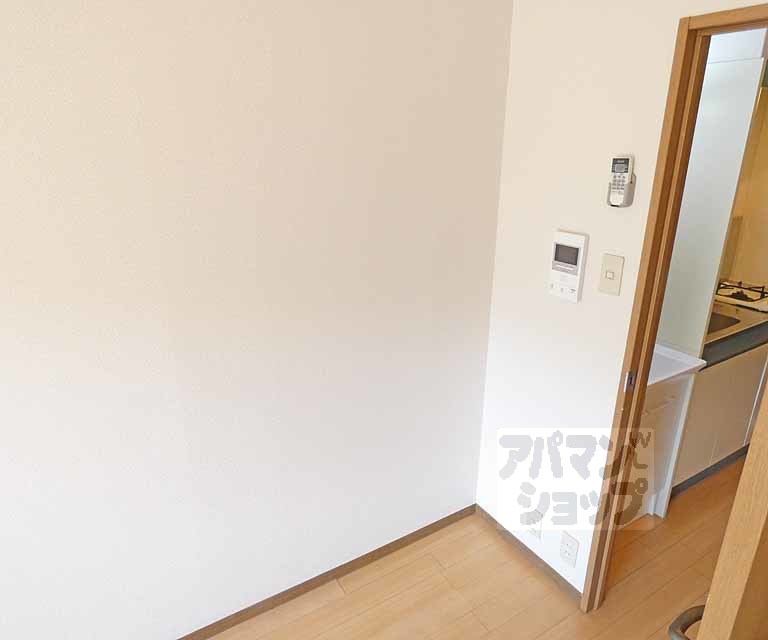 その他共有部分　建物入口です。