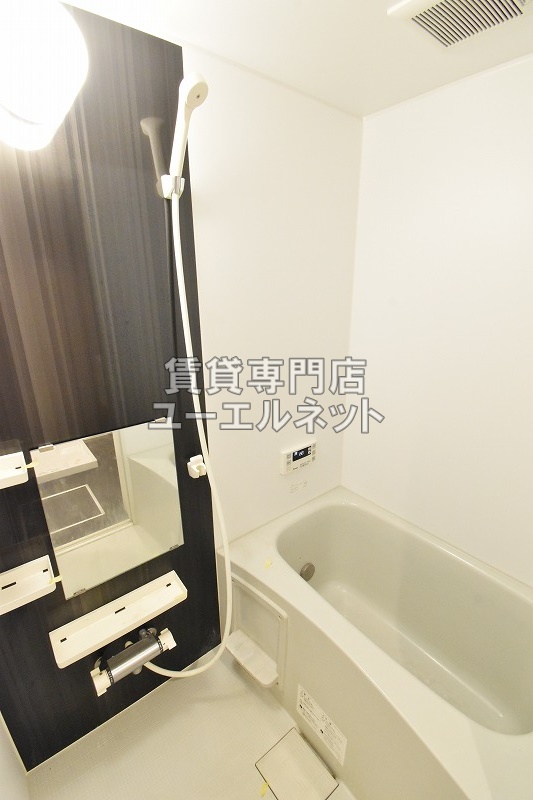 バス・シャワールーム　浴室