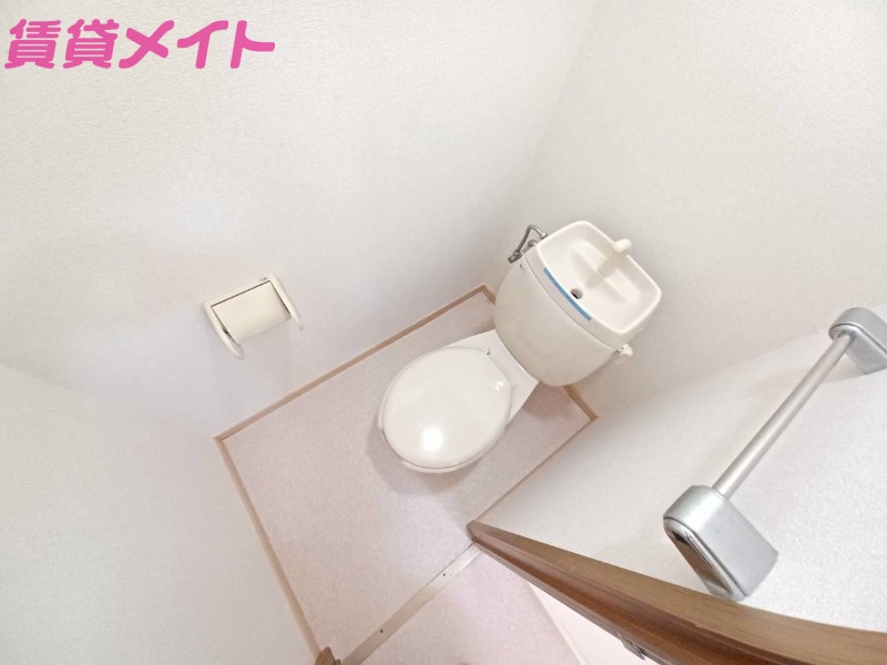 トイレ　同型タイプ画像