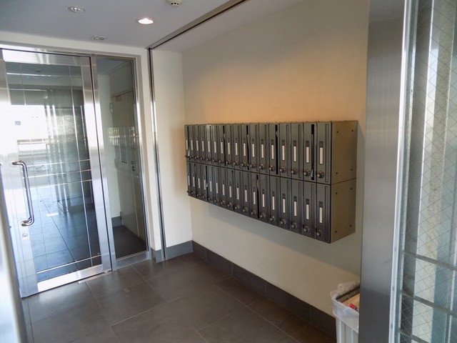 エントランス　エントランス