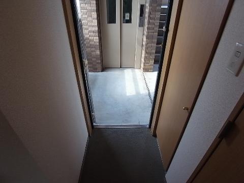 玄関　玄関