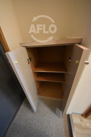 収納　サンシャイン戸川　シューズボックス