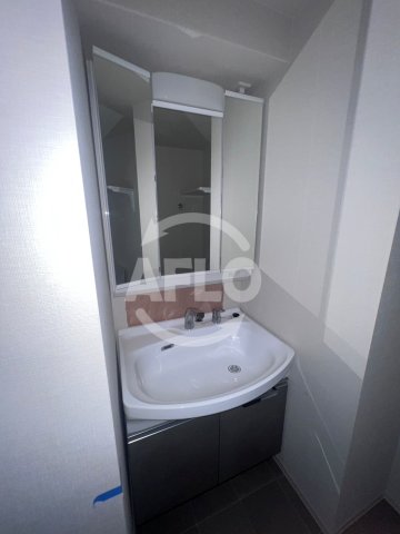 洗面設備　プレサンス深江橋ラヴィゲート　独立洗面台