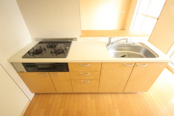 キッチン　※別部屋の写真です