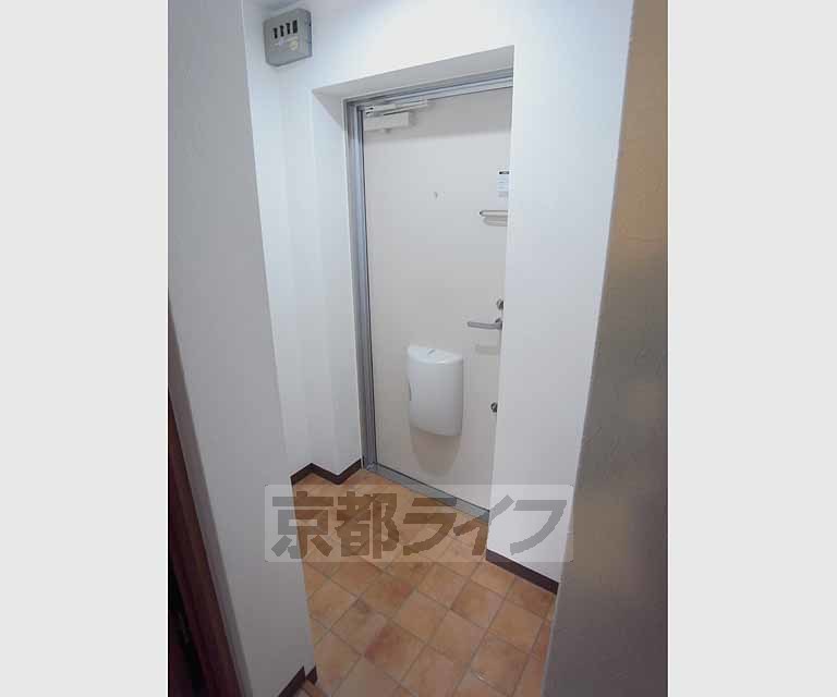 玄関　お部屋が見えない設計