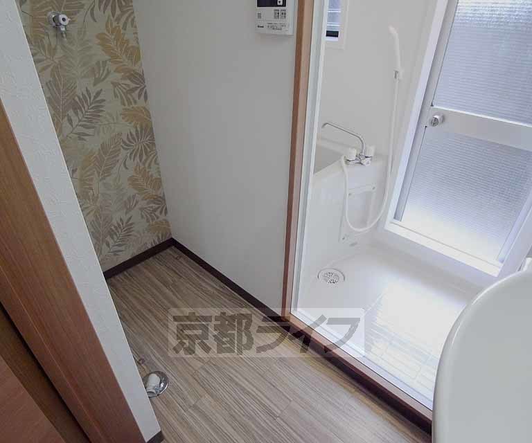 その他設備　室内バス横洗濯機置き場