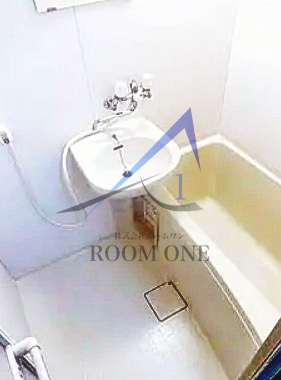 バス・シャワールーム　お風呂です。