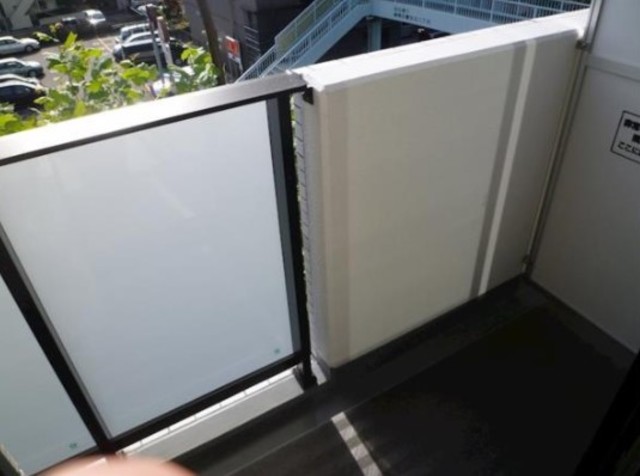 バルコニー　バルコニーあります