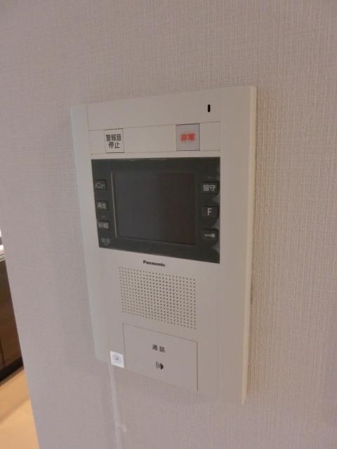セキュリティ　来訪者の顔を確認できるＴＶドアホン