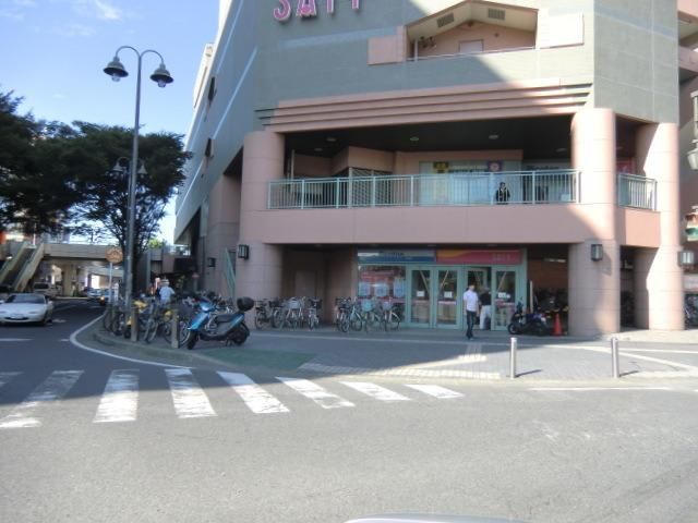 その他　イオン（その他）まで110m