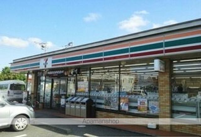 コンビニ　７１１浜野店（コンビニ）まで960m