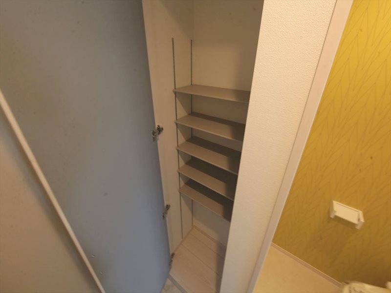 玄関　玄関（シューズボックス完備）