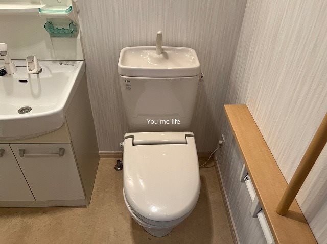 トイレ　別部屋参考