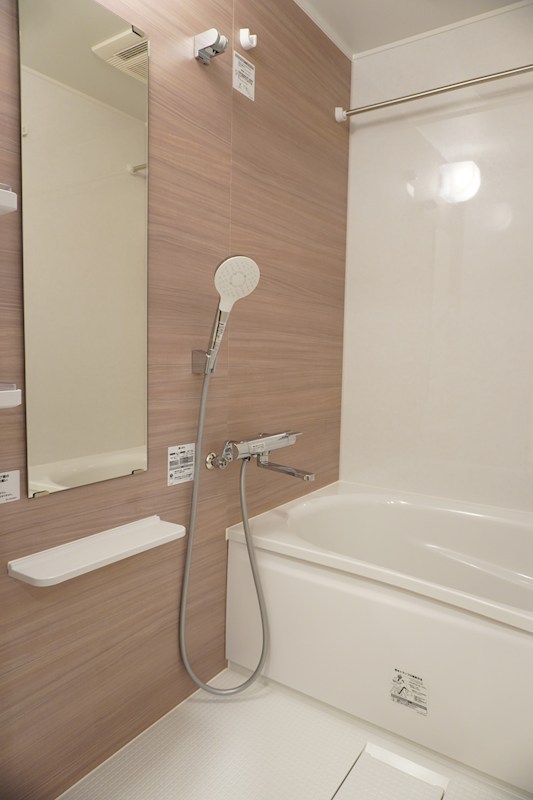 バス・シャワールーム　☆ゆったりくつろげるお風呂☆