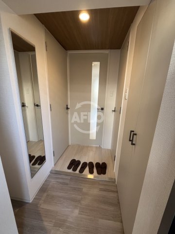 玄関　シャテーニュ上本町　玄関