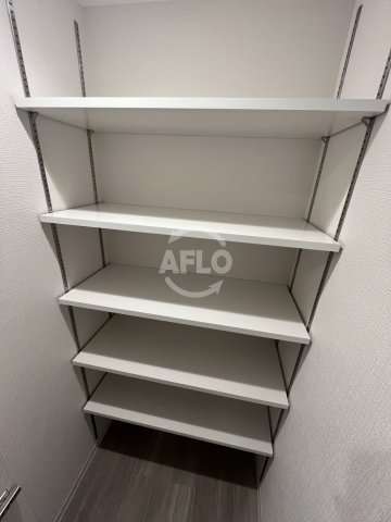 収納　シャテーニュ上本町　シューズボックス