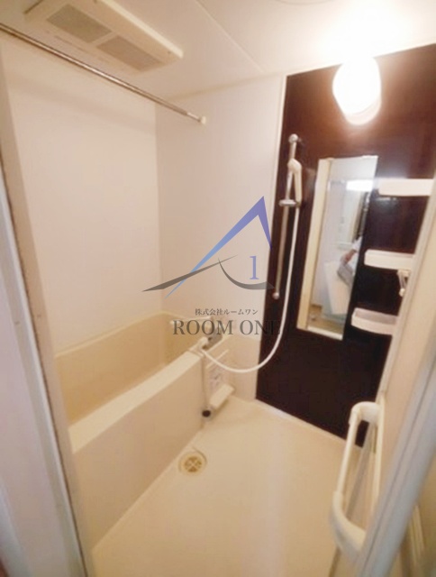 バス・シャワールーム　お風呂です。