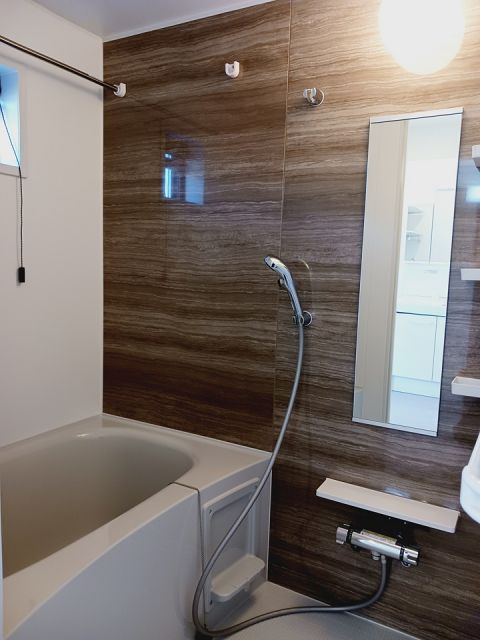 バス・シャワールーム