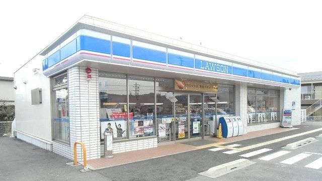 コンビニ　ローソン東近江宮荘町店様（コンビニ）まで1000m