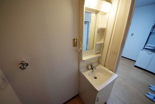 洗面設備　★独立洗面台付き★