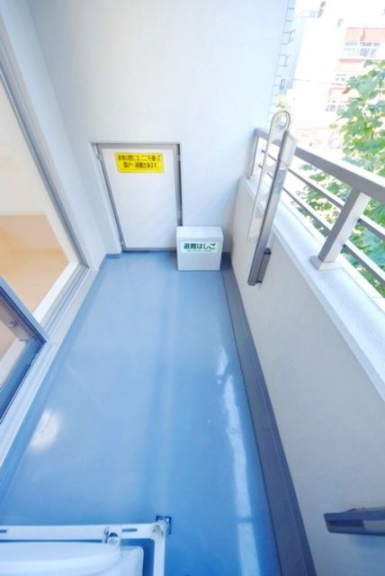 バルコニー　※別部屋の参考写真です。
