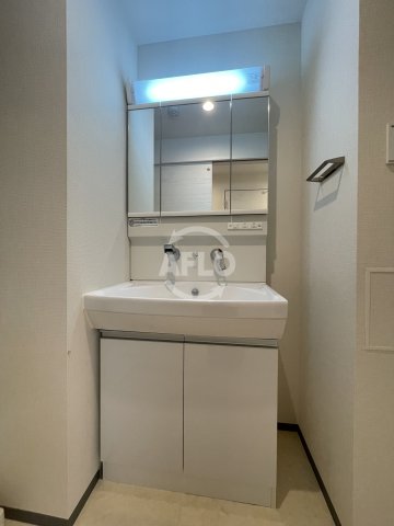 洗面設備　グランバース福島　洗面所