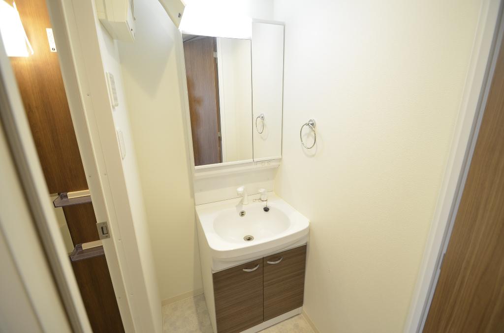 洗面設備　洗髪洗面化粧台