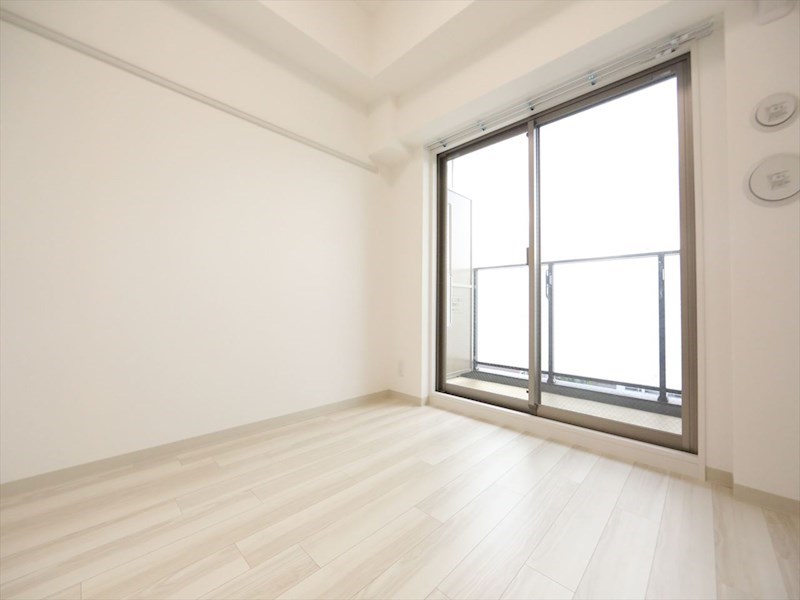 バルコニー　洋室6帖　エアコン付　クローゼット付　バルコニー