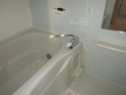 バス・シャワールーム　バス