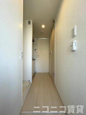 玄関　別号室イメージの為、現状を優先致します。