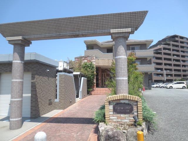 エントランス　外観