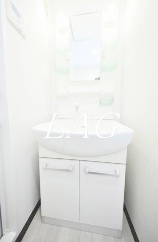 洗面設備　洗面台です。