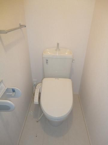 トイレ　★温水洗浄便座！★