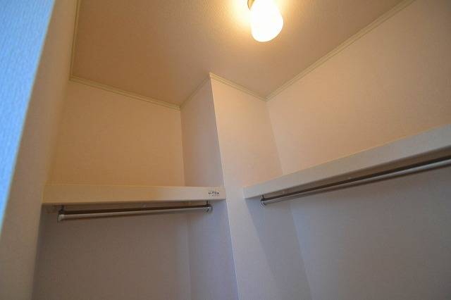 収納　ウォークインクローゼット