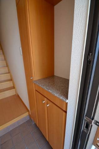 玄関　下駄箱