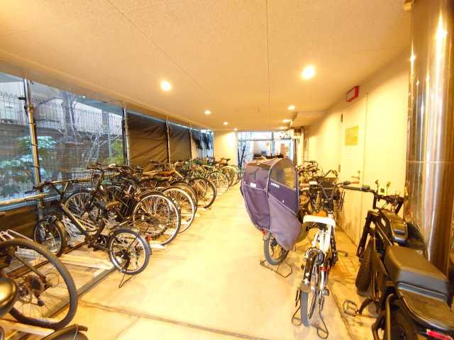 その他　リライフ下北沢店