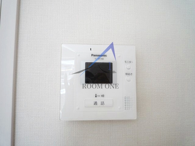セキュリティ　モニター付きインターホンです。