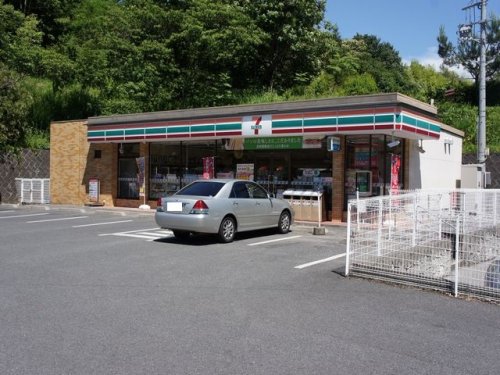 コンビニ　セブンイレブン鹿沼上材木町店（コンビニ）まで504m