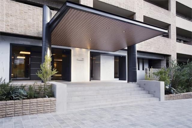 エントランス　毎日通るエントランスはこのようになっています