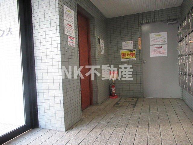 ロビー　建物の内部です