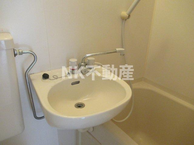 洗面設備　洗面です