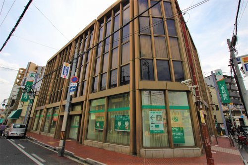 銀行　（株）りそな銀行 長瀬支店（銀行）まで353m